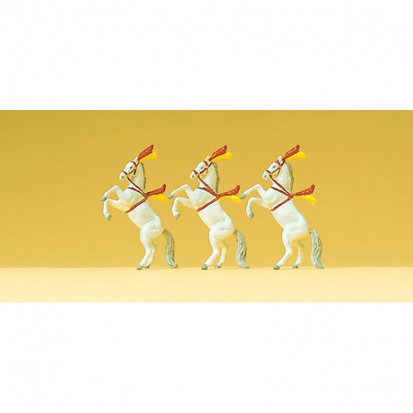 N - drezurní koně 3 figurky