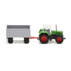 N - Fendt Favorit - traktor s přívěsem