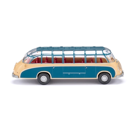 H0 - Setra S - cestovní autobus