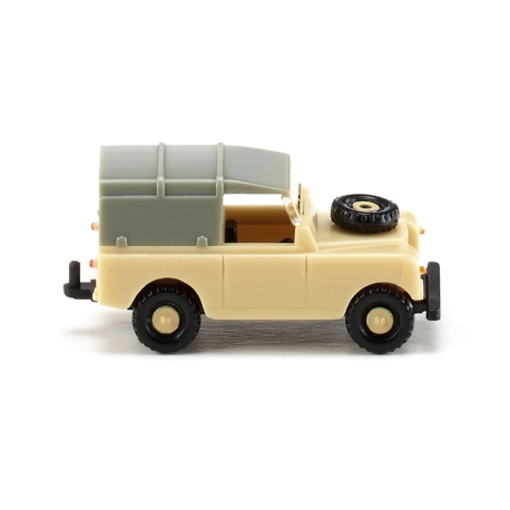 N - Land Rover