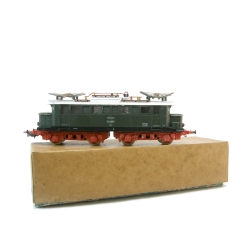 H0 - elektrická lokomotiva 244 068-3 DR