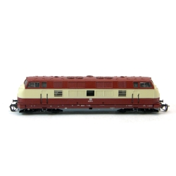 TT - motorová lokomotiva řady 221 139-9 DB
