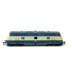 TT - motorová lokomotiva řady 221 137-3DB